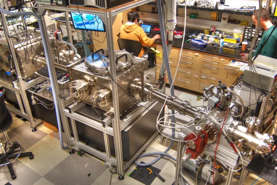 Agostini/DiMauro Lab