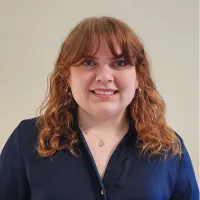 Headshot of Zoe Phillips