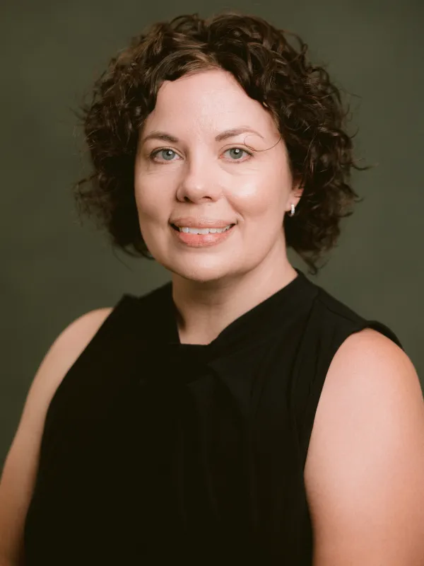Jennifer Carstens